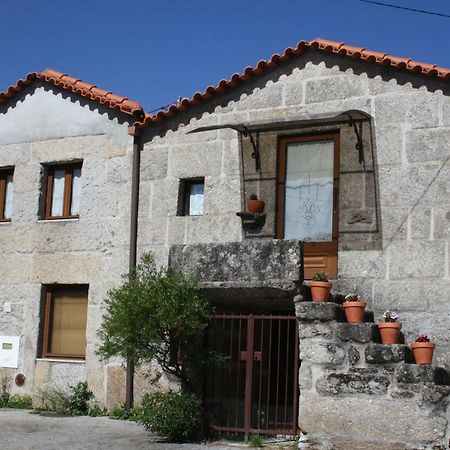 Casa De Pedra Villa Vişeu Exterior foto