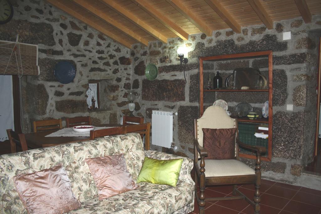 Casa De Pedra Villa Vişeu Exterior foto