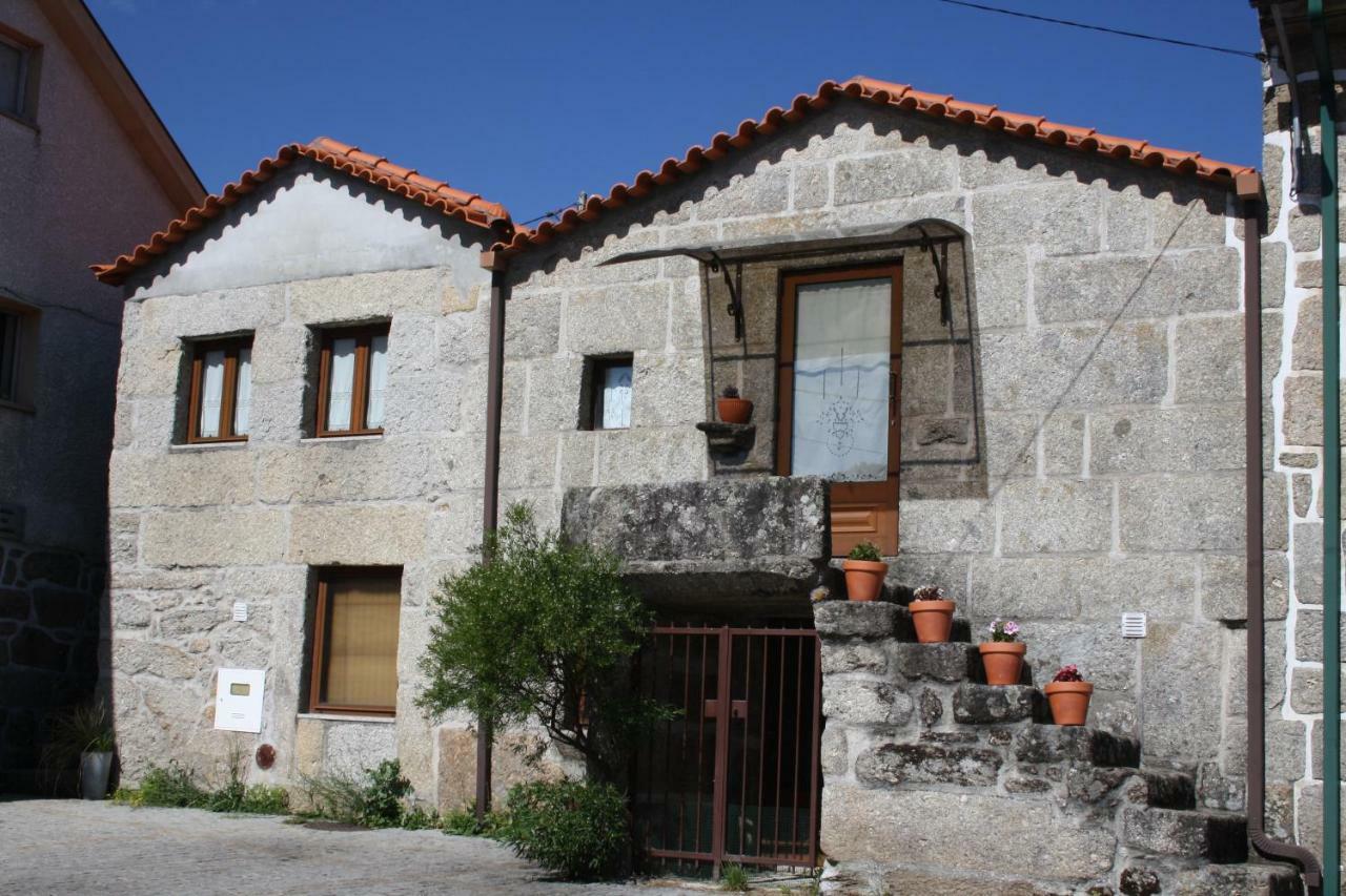 Casa De Pedra Villa Vişeu Exterior foto