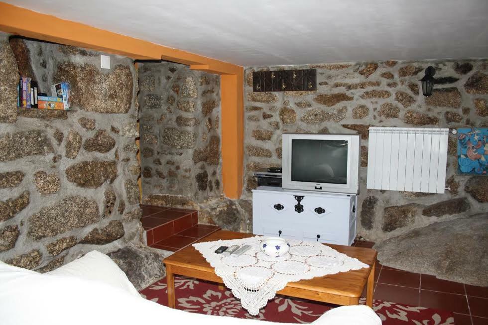 Casa De Pedra Villa Vişeu Exterior foto